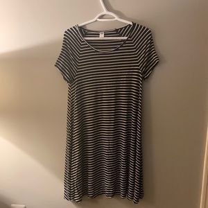 Old Navy short sleeve jersey swing dress